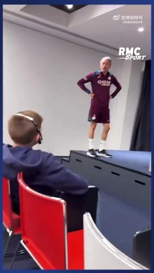 kaiyun sports-【15岁实习记者与豪门主帅】恩里克对15岁小记者：你比其他人出色