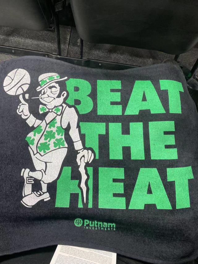 开运体育手机APP下载-【现场】绿军再次痛失主场 布朗欲摘面具寻求反弹